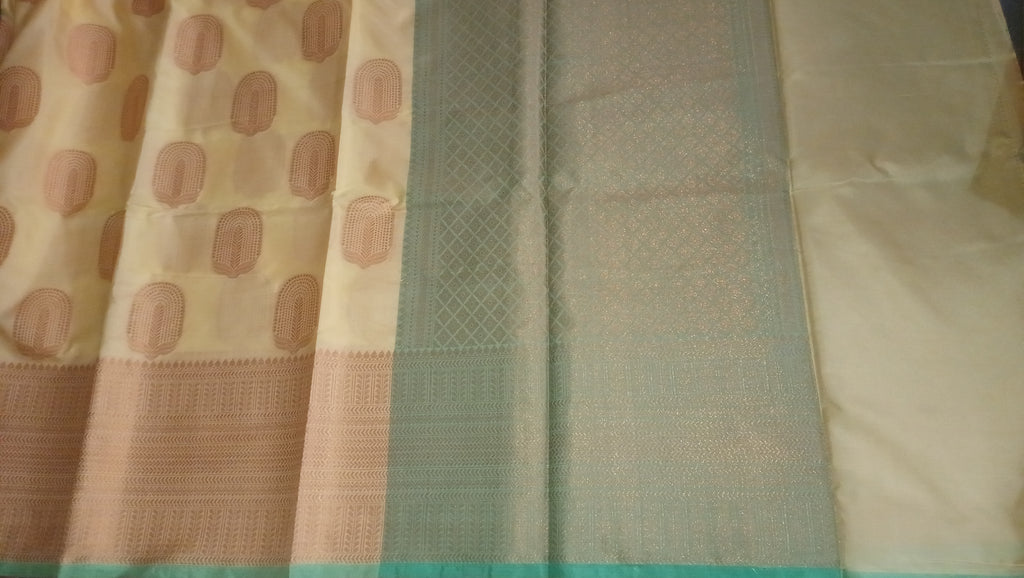 Silk Saree with Contrast Border